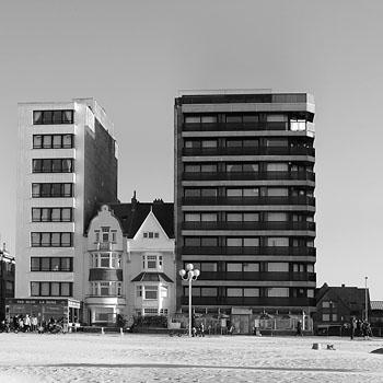 Havsutsikt - Belgisk kust - Utställning av den tyska fotokonstnären Dan Hummel