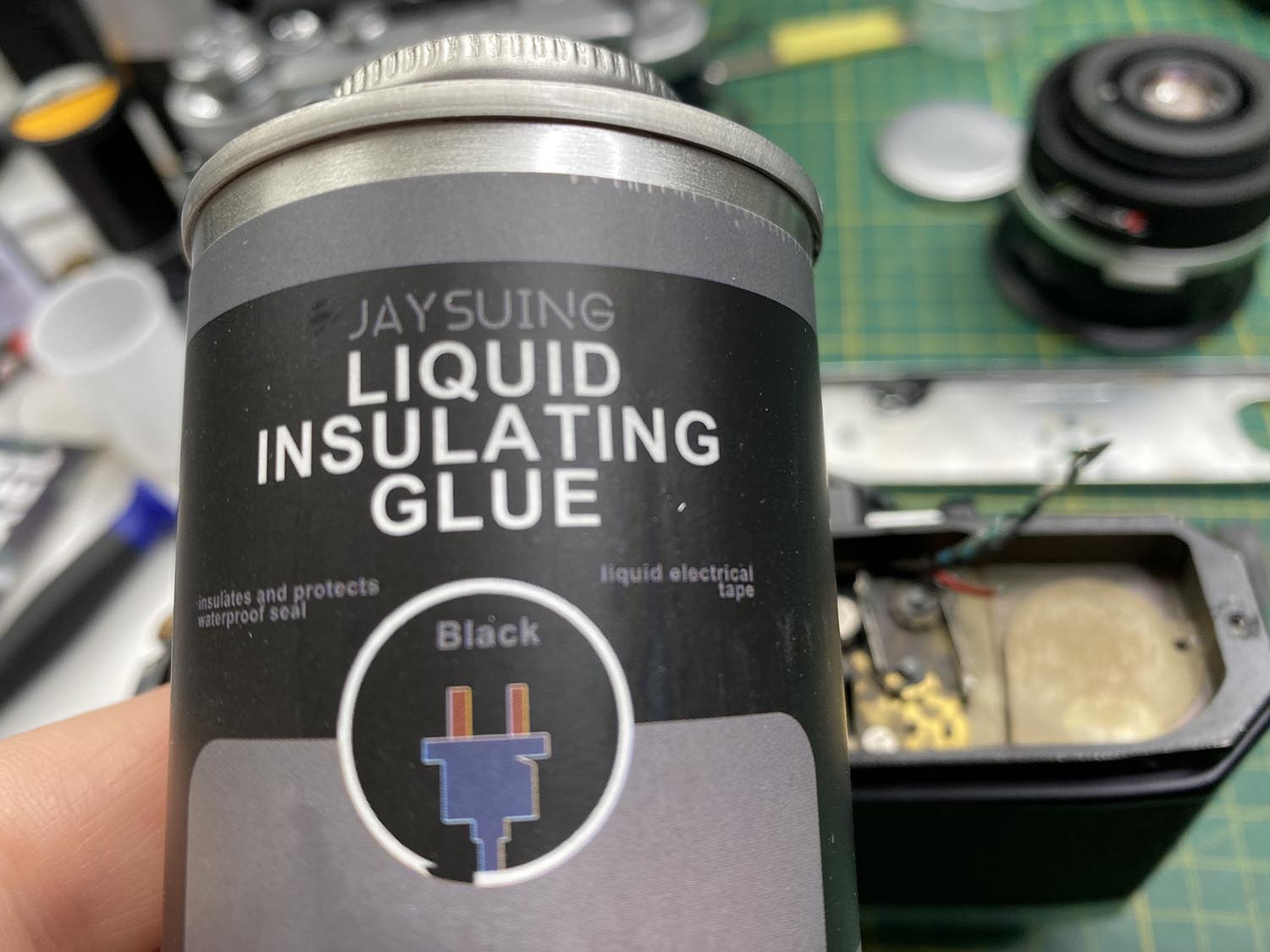 Icarex: repair of the cables with liquid insulating glue