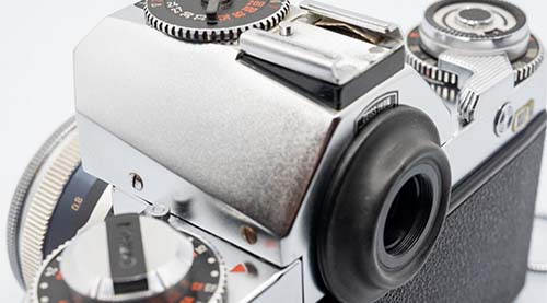 Kampermann: Icarex 35: the marriage of Zeiss-Ikon and Voigtlander